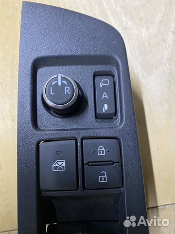 Блок управления зеркалами Toyota Corolla E210