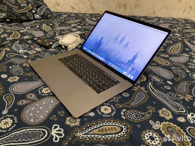 MacBook Pro 15 2017 256Gb Space Gray