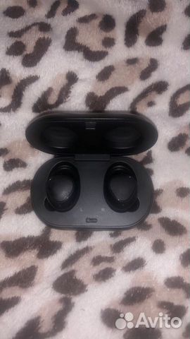 Наушники Samsung gear iconx 2018 Наушники Samsung gear iconx 2018