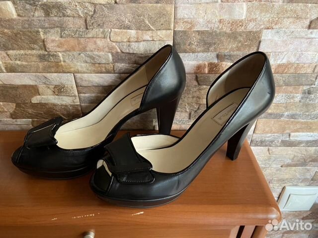Чёрные туфли (кожа, размер 40)