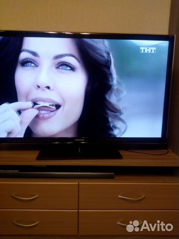 Телевизор Самсунг.Смарт тв 46 дюймов Телевизор Самсунг.Смарт тв 46 дюймов