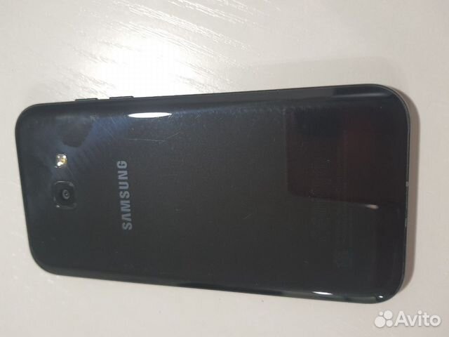 Телефон Samsung Телефон Samsung