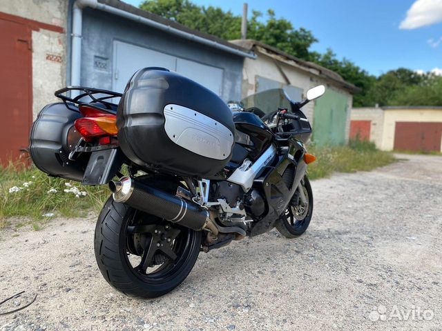 Honda VFR 800 FI, 1999 год выпуска из Европы Honda VFR 800 FI, 1999 год выпуска из Европы