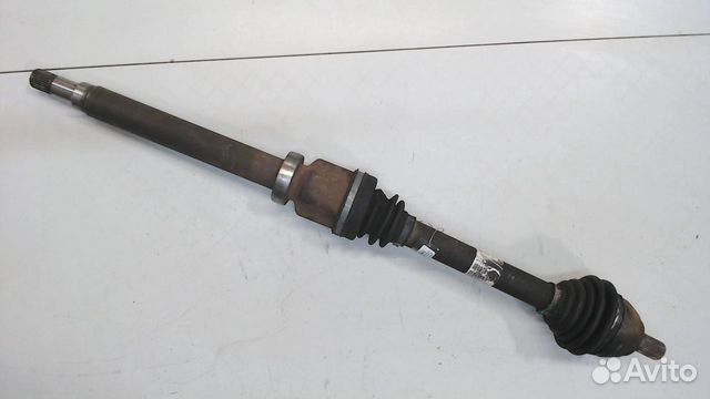 Привод шрус правый передний Volvo C30, 2010 Привод шрус правый передний Volvo C30, 2010