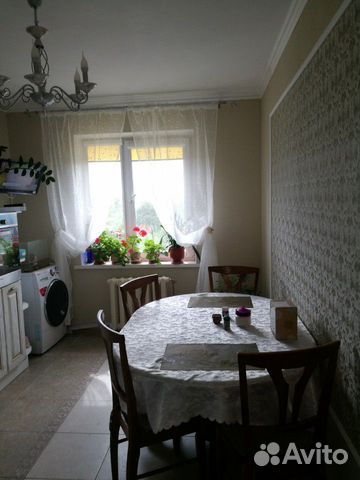 2-к квартира, 52 м², 4/10 эт.