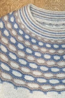 Женский свитер