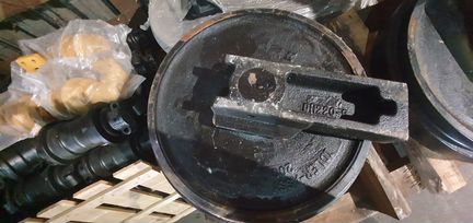 Ленивец Doosan DX225LCA 200102-00022/270-00063B