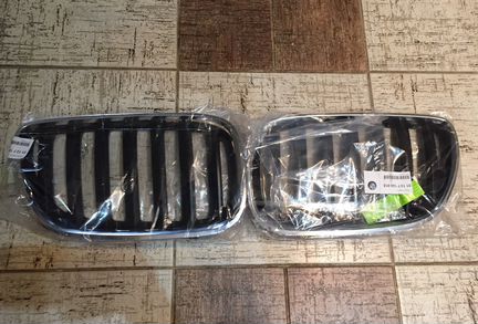 Решётка радиатора правая и левая BMW X5 E53