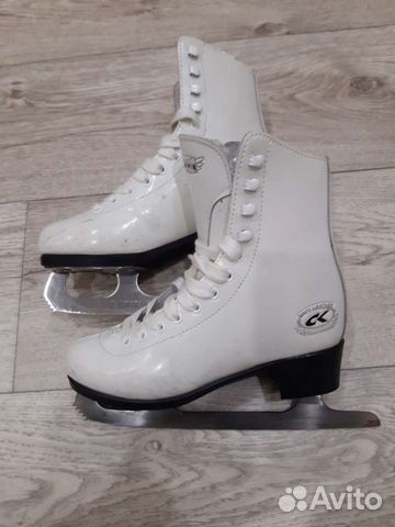 Коньки фигурные детские 33 размер