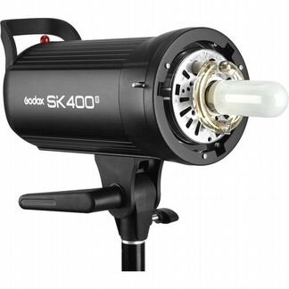 Студийный свет Godox SK-400 II + стойка