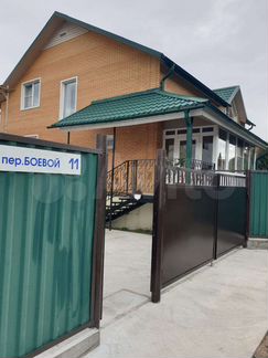 Коттедж 280 м² на участке 10 сот.