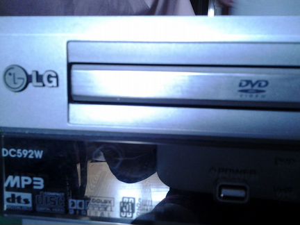 Проигрыватель DVD+ Video VHS Моноблок LG DC 592W