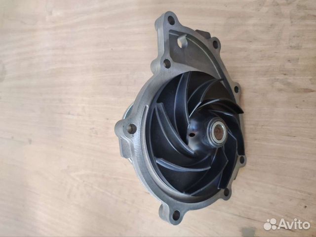 Насос водяной MAN (51.06501.3250/51.06500-6700)