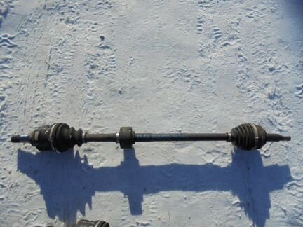 Привод передний правый Toyota Corolla Spacio