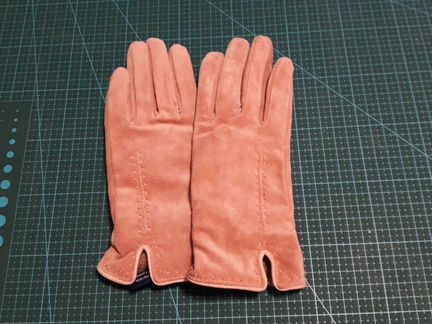 Перчатки женские