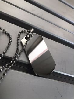 Жетон с гравировкой и цепочкой