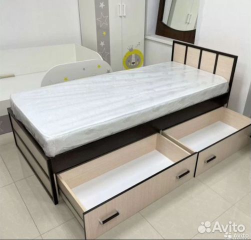 Кровать Сакура 0,9 с матрасом