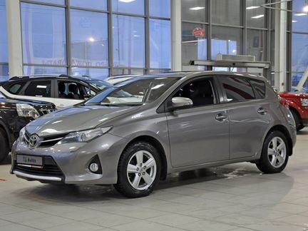 Toyota Auris 1.6 CVT, 2013, 141 000 км
