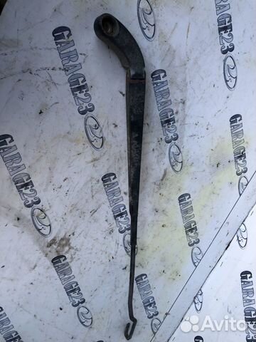 Поводок дворника Chrysler Voyager