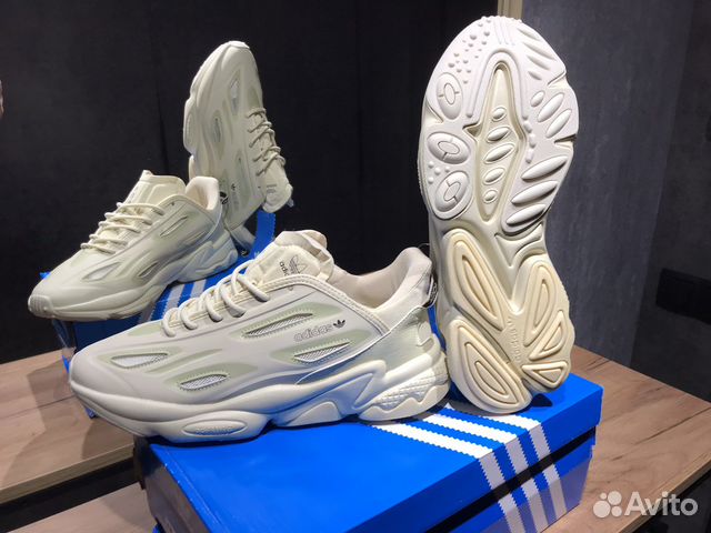 Кроссовки мужские adidas ozweego