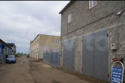 Гараж, > 30 м²