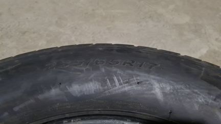 Nexen 235/65 R17, 4 шт