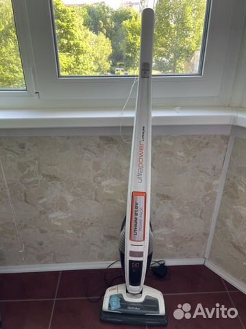 Вертикальный пылесос electrolux