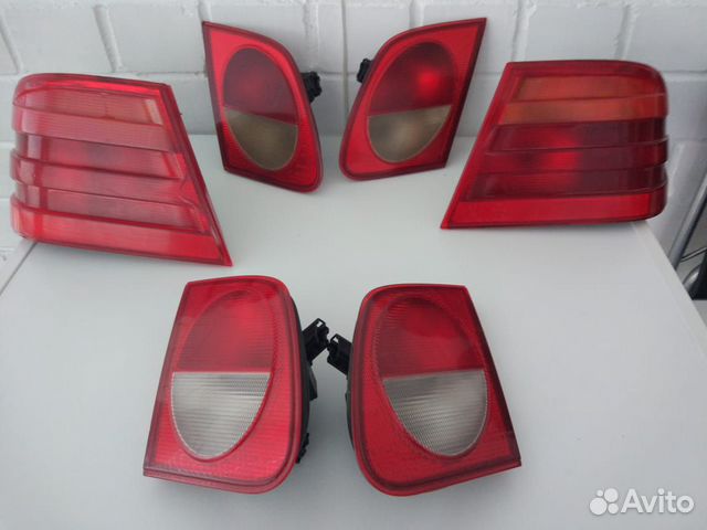 Фонарь задний Mercedes W210
