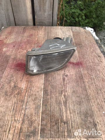 Противотуманная фара левая Toyota Rav-4 2000-2003