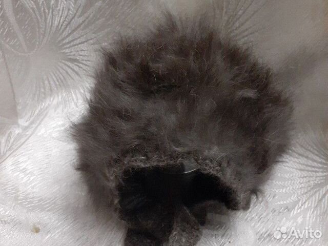 Пуховые шапочки на девочку