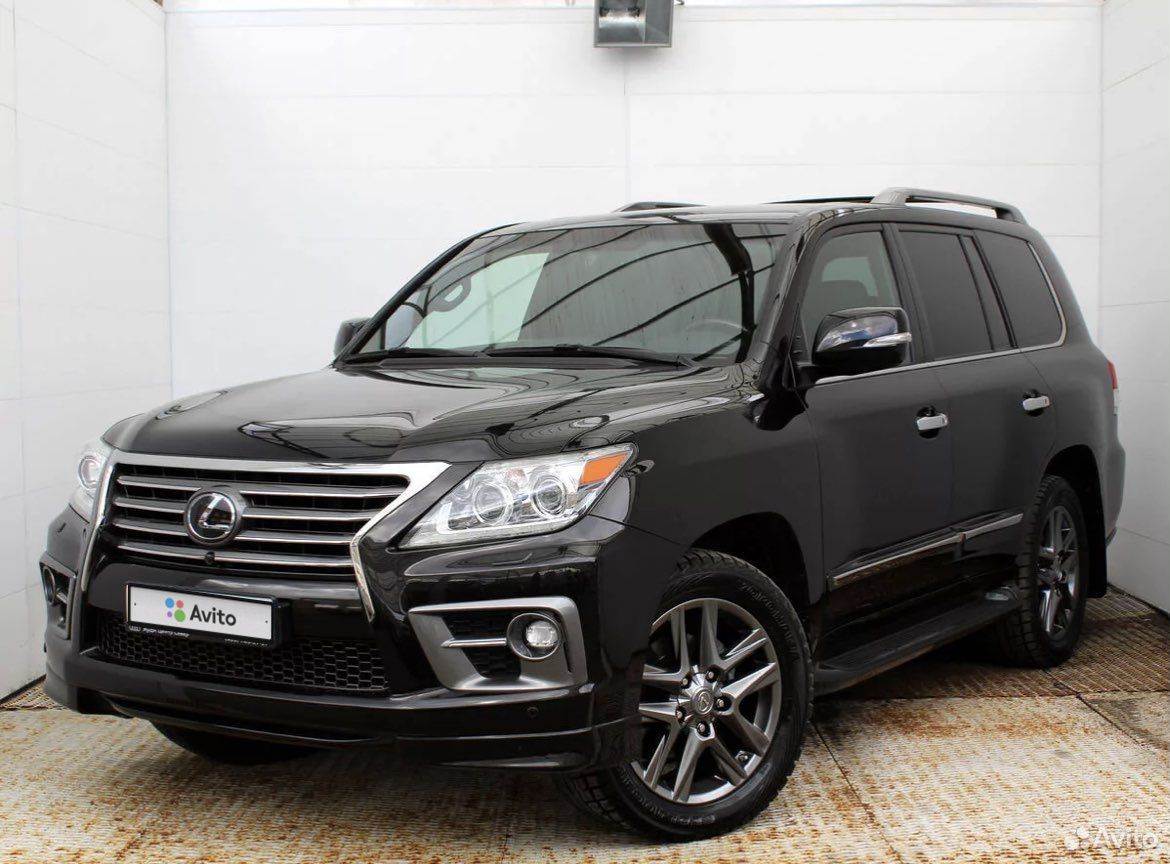 Lexus LX 570 2015 черный