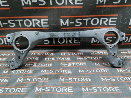 Кронштейн подушки двигателя передний Volkswagen