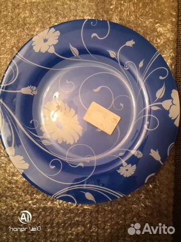Тарелки новые большие 4 шт