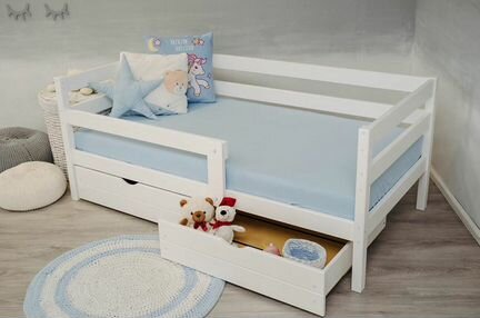 Подростковая стильная кроватка,сосна 160/80 180/90