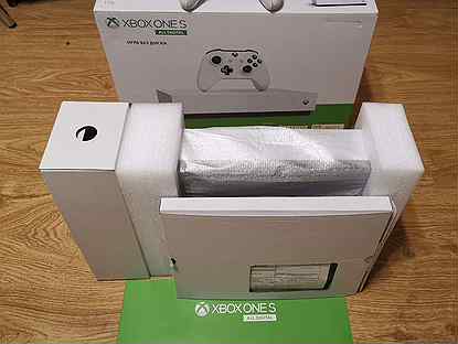 Xbox One S 1TB + 580 игр + Кинотеатр + Гарантия