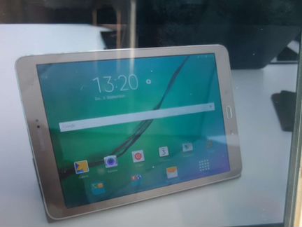 Samsung galaxy tab s2 9,7 Lte 4G черные и золотые