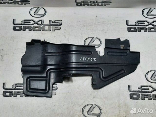 Дефлектор радиатора левый Toyota Avensis ADT250