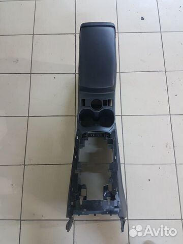 Центральная консоль с подлокотником X-Trail T32