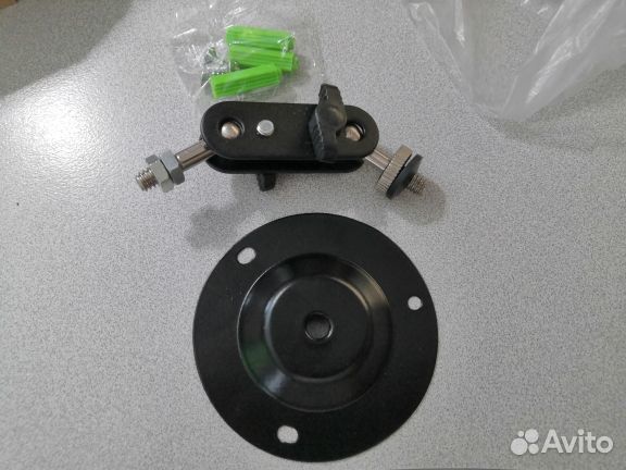 Кронштейн фотоловушек и солнечных батарей