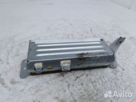 Подушка безопасности в сиденье заднее