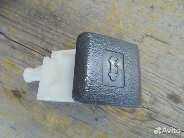 Ручка открывания капота Toyota Funcargo NCP20