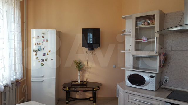 2-к. квартира, 80 м², 3/13 эт.