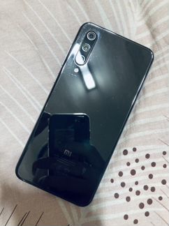 Телефон Xiaomi mi se9