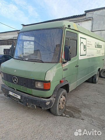 Mercedes-Benz 709D, 1990