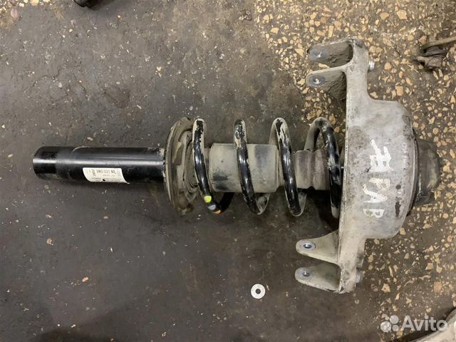 Стойка передняя в сборе Audi Q5 (8R) 2012-2017 ре