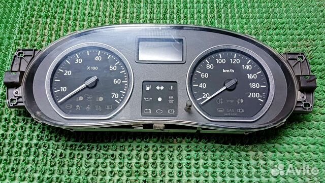 Приборная панель рено логан 1