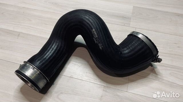 Патрубок интеркулера VAG 3b0145834s