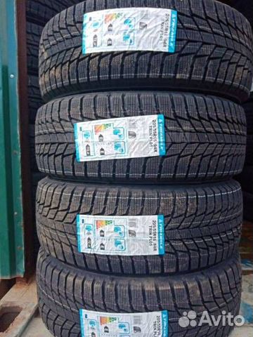 Triangle PL01 235/45 R18