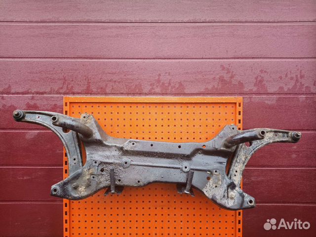 Балка рычаг Mitsubishi Outlander xl