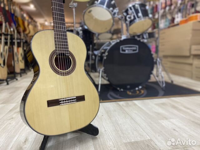 Классическая гитара Martinez MC-58S